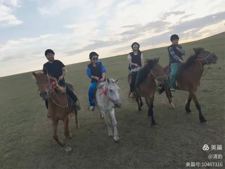 呼伦贝尔草原骑马