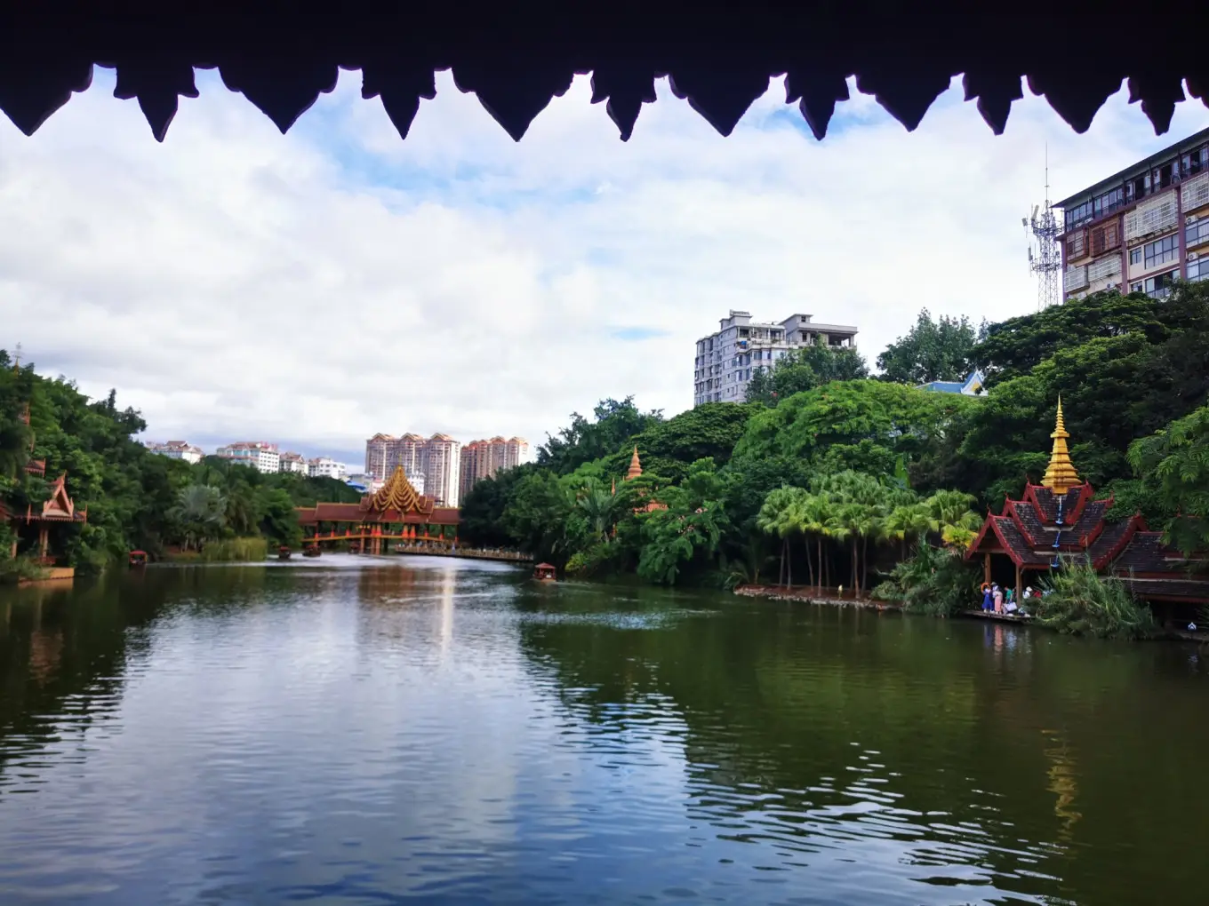 D3  2023/7/31曼听公园—总佛寺