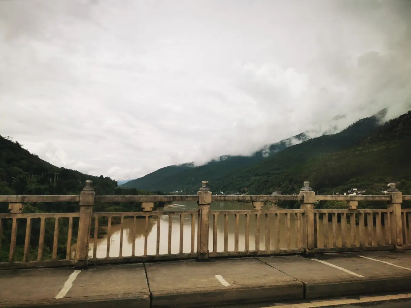 D7 2023/8/4 丽江—虎跳峡