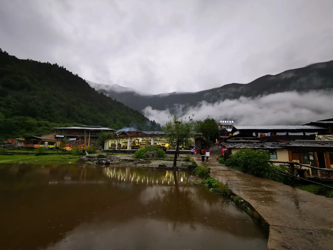 D9 2023/8/6 香格里拉-德钦-西当村-雨崩