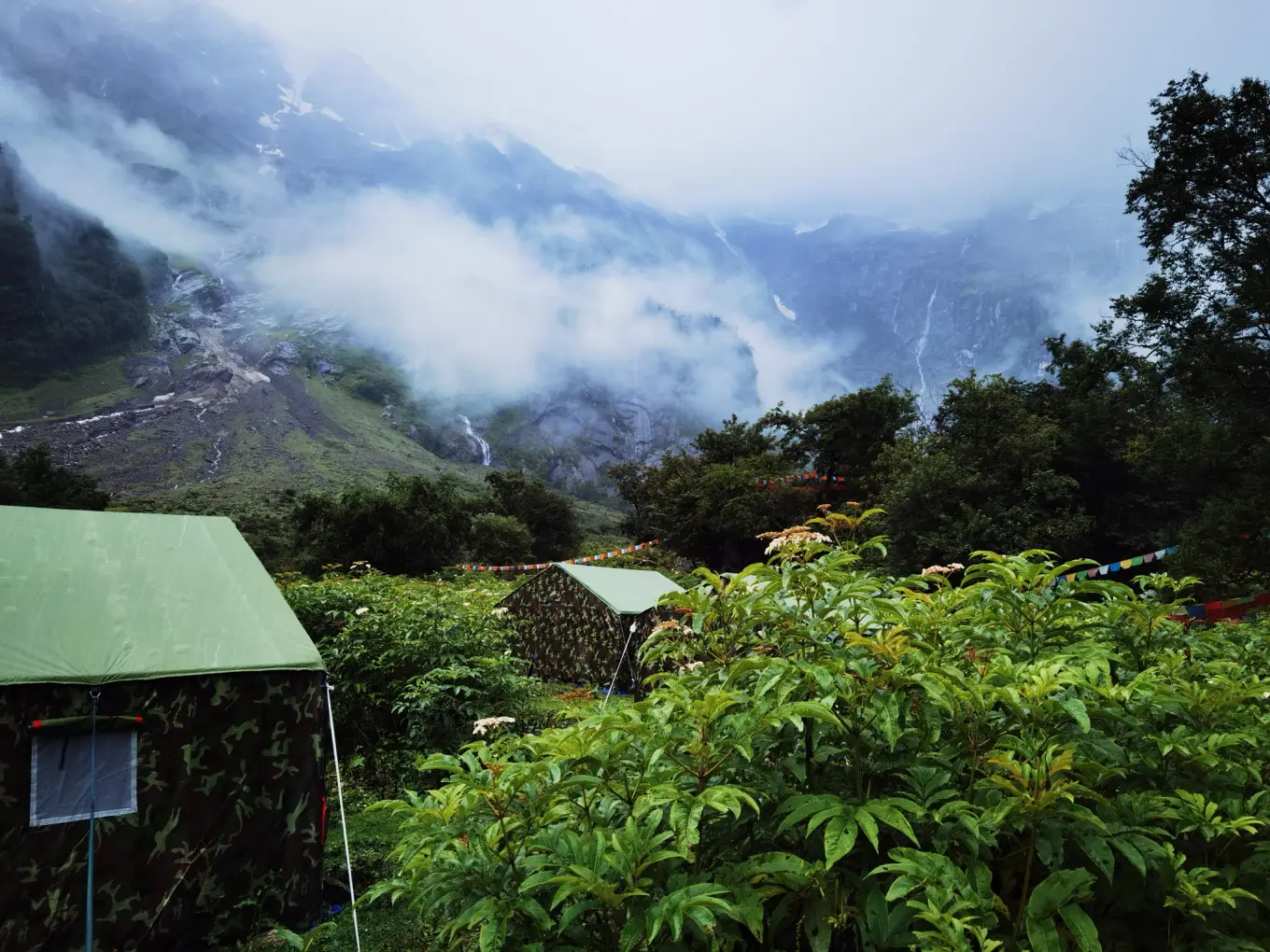 D10 2023/8/7 雨崩徒步—神瀑