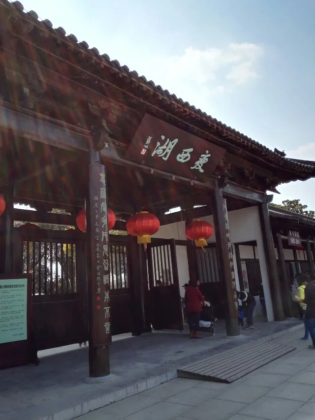 yz_0012.webp