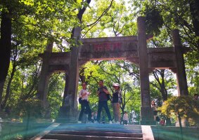 lysz_0022.webp